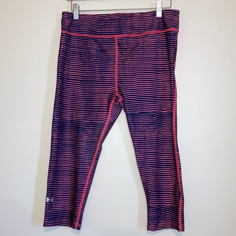 UA Under Armour womens size Large compression workout leggings capri pants